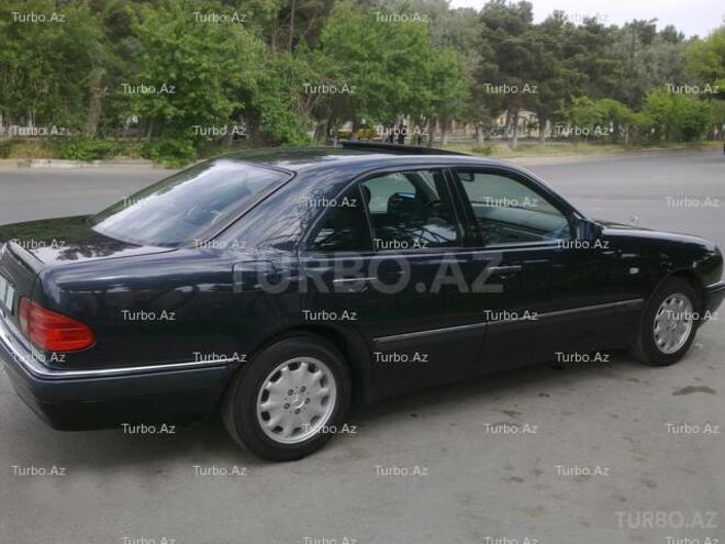 Mercedes E 200 1999, 191,890 km - 2.0 л - Bakı