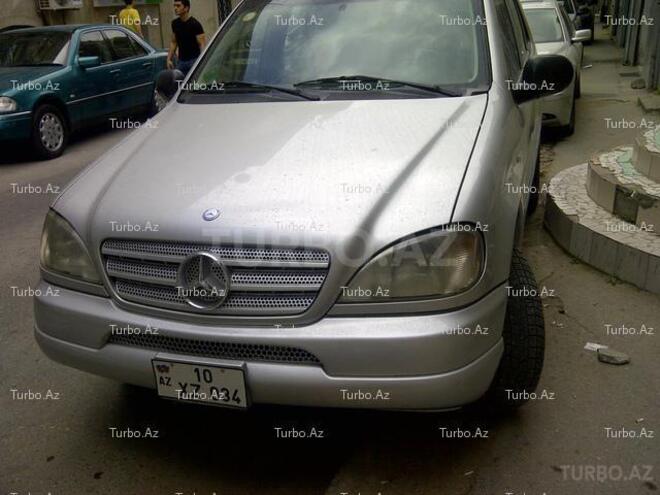 Mercedes ML 320 1999, 220,000 km - 3.2 l - Bakı