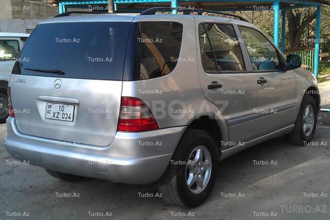 Mercedes ML 320 1999, 220,000 km - 3.2 l - Bakı