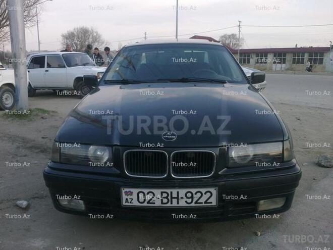 BMW 318 1994, 235,000 km - 1.8 л - Bakı