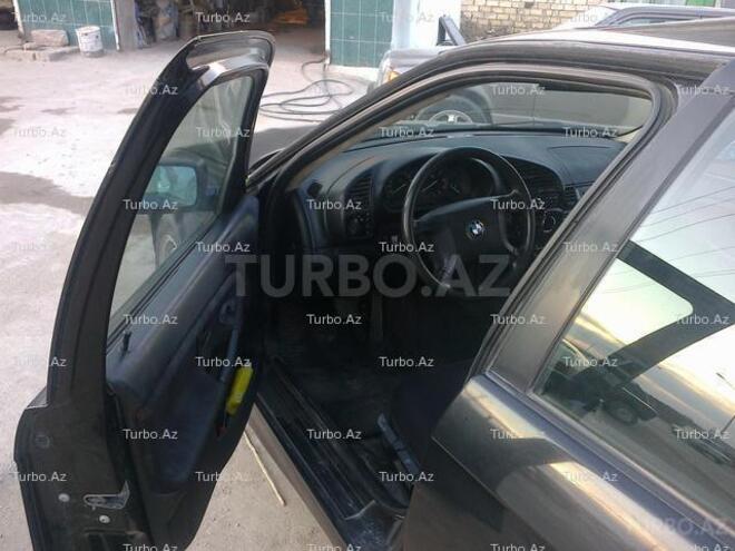 BMW 318 1994, 235,000 km - 1.8 л - Bakı