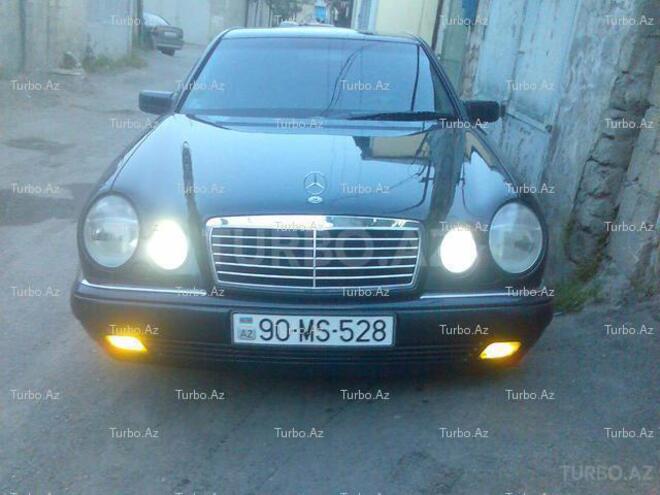 Mercedes E 230 1997, 209,000 km - 2.3 l - Bakı