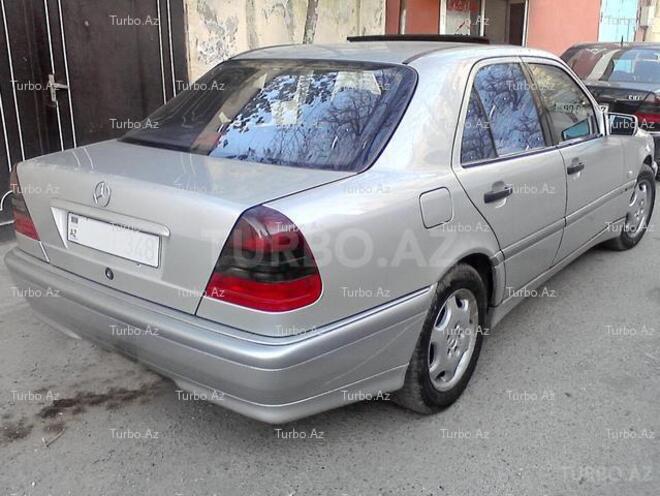 Mercedes C 220 1999, 177,000 km - 2.2 l - Bakı