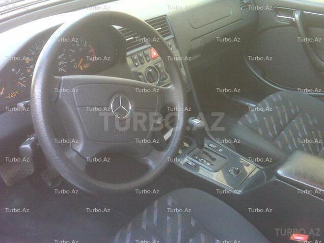 Mercedes C 220 2000, 190,000 km - 2.2 l - Bakı
