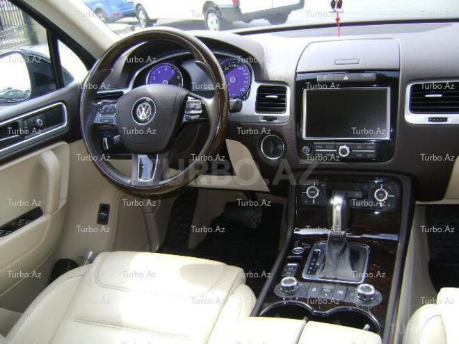Volkswagen Touareg 2010, 43,000 km - 3.6 l - Bakı