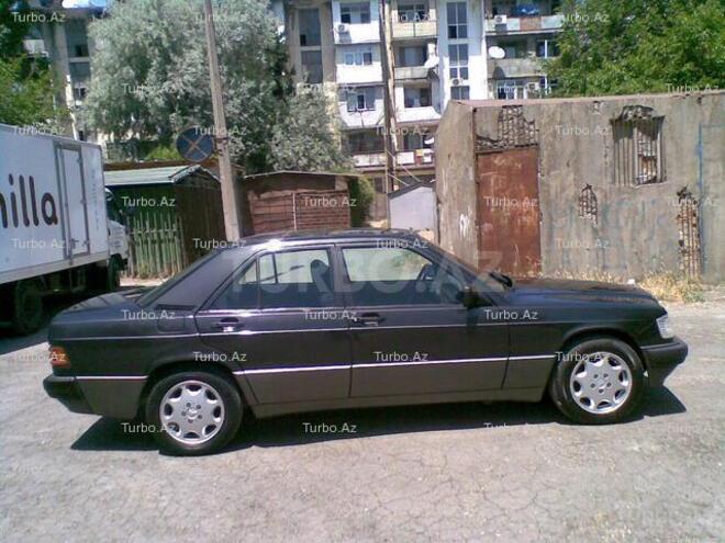 Mercedes 190 1993, 236,000 km - 2.0 l - Bakı