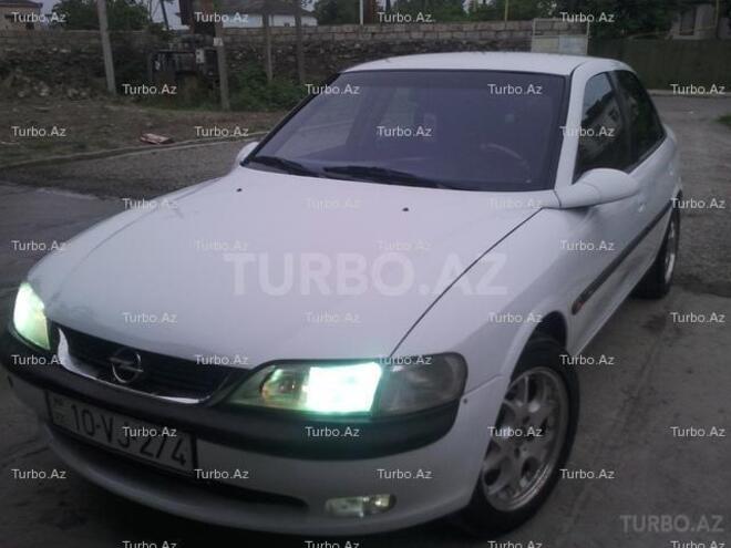 Opel Vectra 1996, 318,000 km - 1.8 l - Bakı