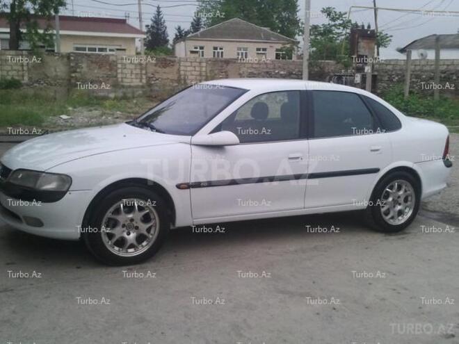 Opel Vectra 1996, 318,000 km - 1.8 l - Bakı