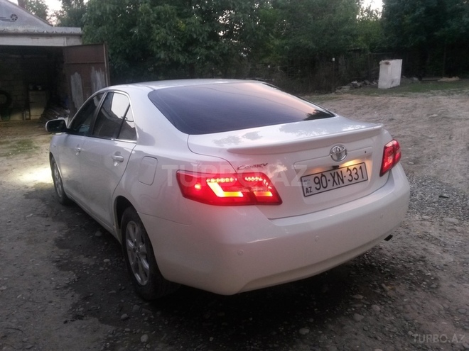 Toyota Camry 2009, 80,000 km - 2.4 л - Qusar