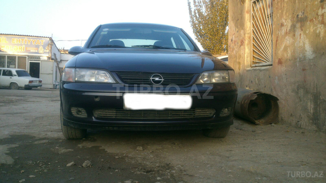 Opel Vectra 1996, 333,000 km - 1.8 l - Sumqayıt