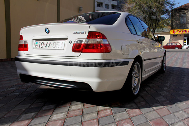 BMW 325 2002, 113,000 km - 2.5 l - Bakı