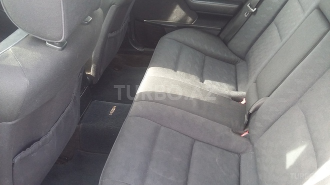 Mercedes C 220 1996, 259,000 km - 2.2 l - Bakı