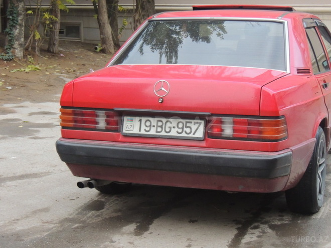 Mercedes 190 1989, 100,000 km - 2.0 l - Bakı