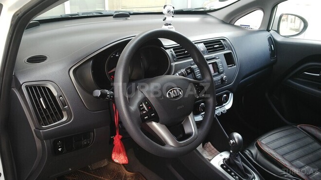 Kia Rio 2013, 35,000 km - 1.4 л - Bakı