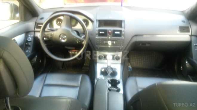 Mercedes C 300 2007, 128,000 km - 3.0 l - Bakı