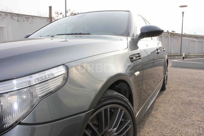 BMW 525 2003, 150,000 km - 2.5 l - Bakı