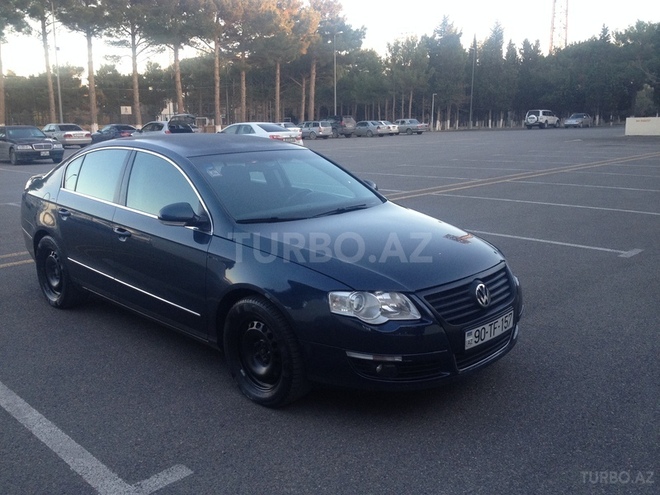 Volkswagen Passat 2006, 236,000 km - 2.0 l - Bakı