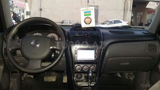 Nissan Sunny 2011, 124,000 km - 1.6 l - Bakı