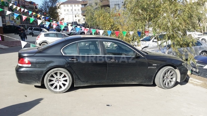 BMW 745 2003, 250,000 km - 4.4 l - Bakı