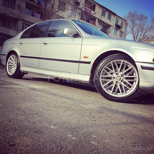 BMW 525 1997, 260,000 km - 2.5 л - Sumqayıt