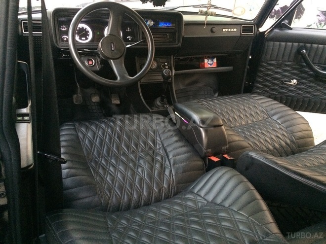LADA (VAZ) 2107 2011, 26,000 km - 1.6 л - Bakı