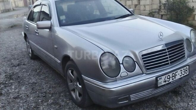 Mercedes E 290 1996, 387,230 km - 2.9 l - Saatlı