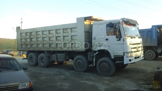 HOWO Sinotruk 2013, 150,000 km - 10.0 l - Bakı