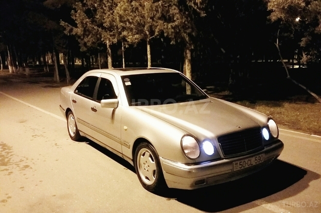 Mercedes E 230 1996, 396,000 km - 2.3 l - Sumqayıt