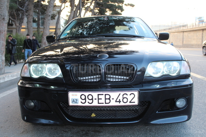 BMW 318 2001, 250,000 km - 1.9 l - Bakı