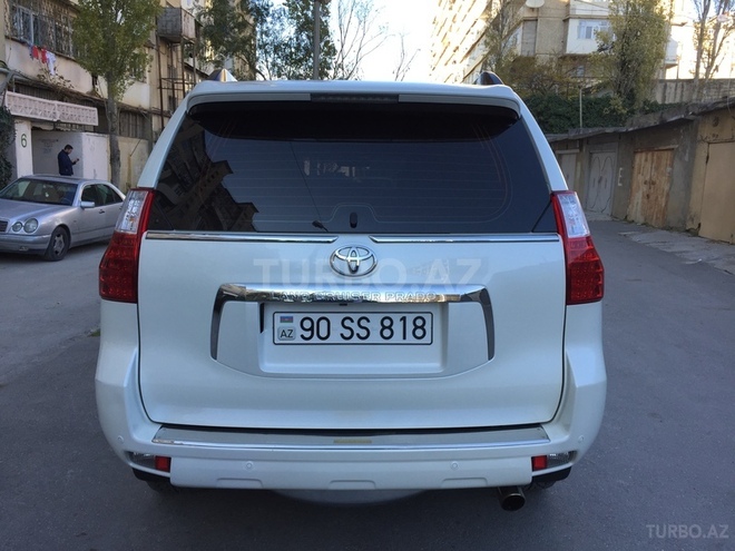 Toyota Prado 2010, 81,000 km - 2.7 l - Bakı