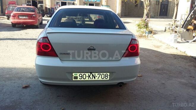 Nissan Sunny 2011, 123,000 km - 1.6 l - Bakı