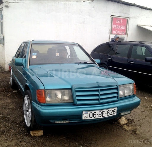 Mercedes C 200 1990, 250,000 km - 2.0 l - Bakı