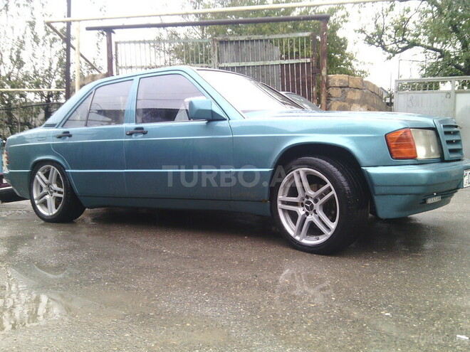 Mercedes C 200 1990, 250,000 km - 2.0 l - Bakı