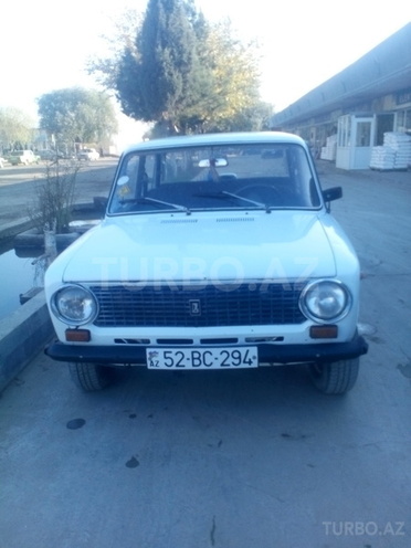 LADA (VAZ) 21011 1981, 180 km - 0.2 l - Salyan