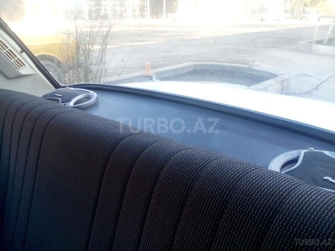 LADA (VAZ) 21011 1981, 180 km - 0.2 l - Salyan