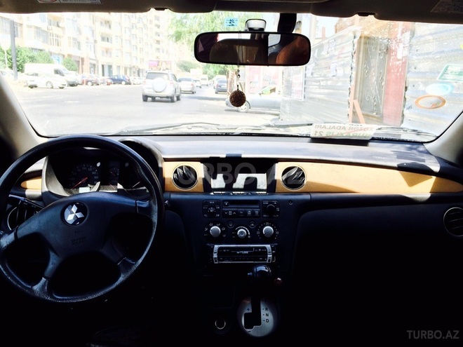 Mitsubishi Airtrek 2003, 238,000 km - 2.4 l - Bakı