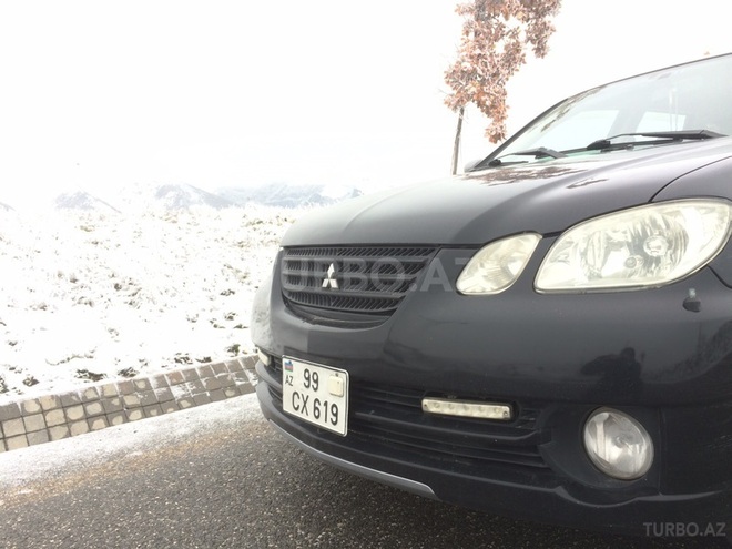 Mitsubishi Airtrek 2003, 238,000 km - 2.4 l - Bakı