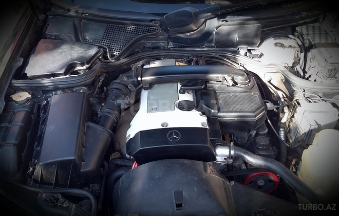 Mercedes E 230 1996, 300,000 km - 2.3 л - Bakı