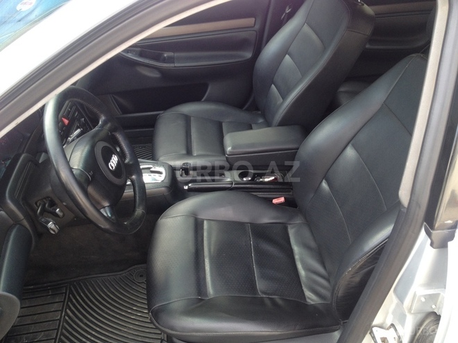 Audi A4 2000, 253,000 km - 1.8 l - Sumqayıt