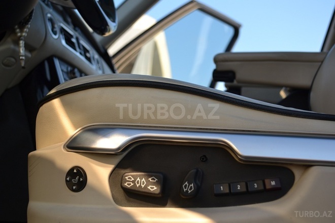 Land Rover Range Rover 2010, 119,000 km - 3.6 l - Bakı
