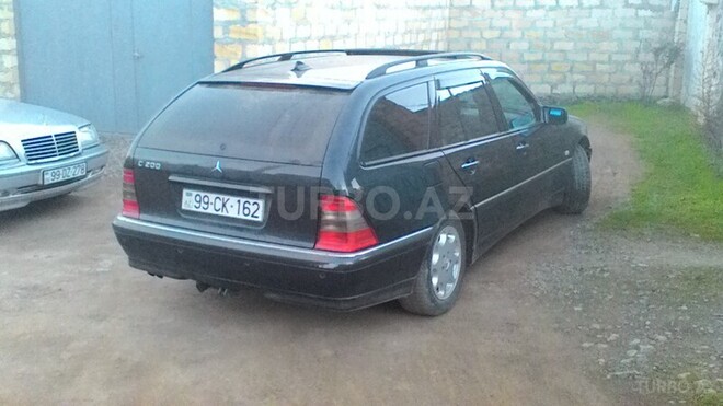 Mercedes C 200 2000, 200,000 km - 2.0 l - Gəncə