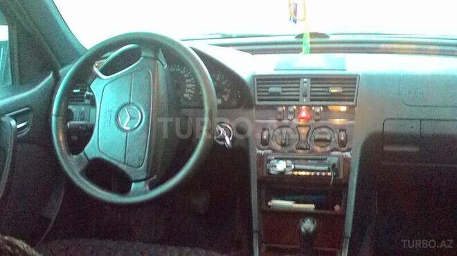 Mercedes C 200 2000, 200,000 km - 2.0 l - Gəncə