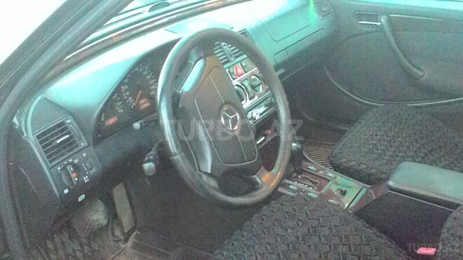 Mercedes C 200 2000, 200,000 km - 2.0 l - Gəncə