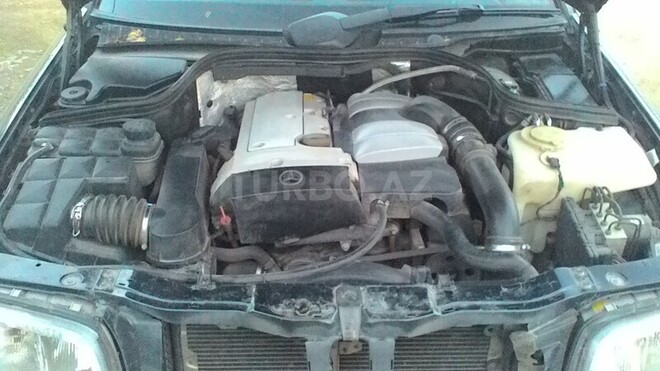 Mercedes C 200 2000, 200,000 km - 2.0 l - Gəncə