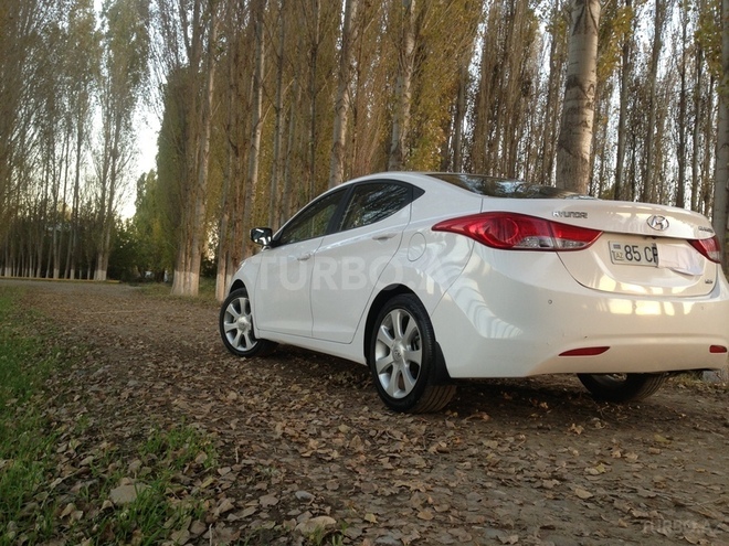 Hyundai Elantra 2013, 82,000 km - 1.8 l - Naxçıvan