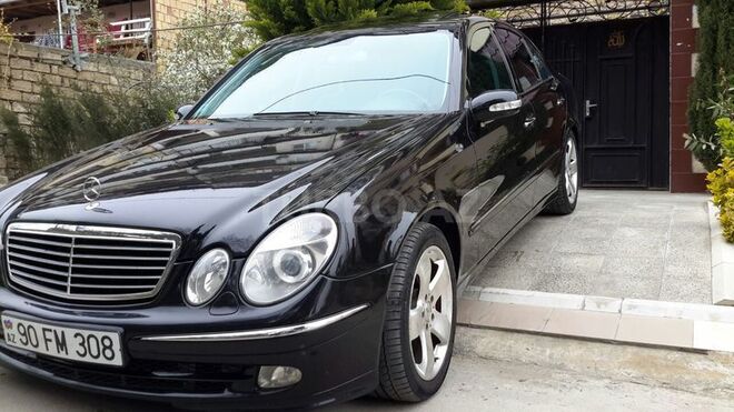 Mercedes E 240 2003, 25,000 km - 2.4 l - Bakı