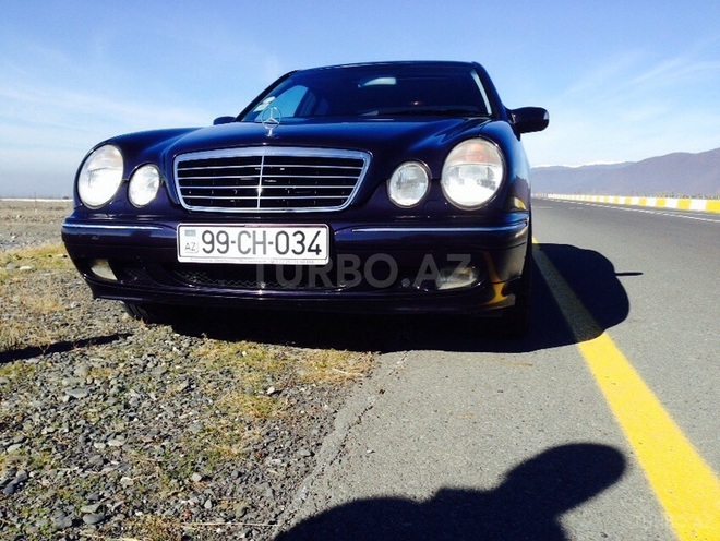 Mercedes E 240 2000, 151,000 km - 2.4 л - Bakı