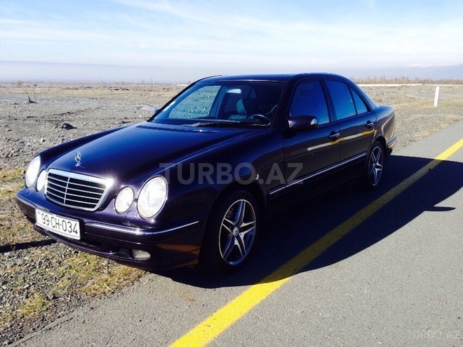 Mercedes E 240 2000, 151,000 km - 2.4 л - Bakı