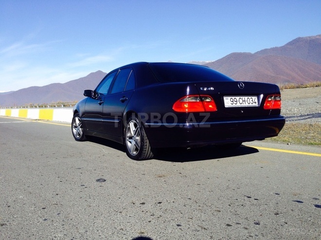 Mercedes E 240 2000, 151,000 km - 2.4 л - Bakı