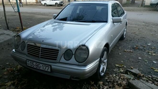 Mercedes E 230 1996, 263,000 km - 2.3 l - Ağstafa